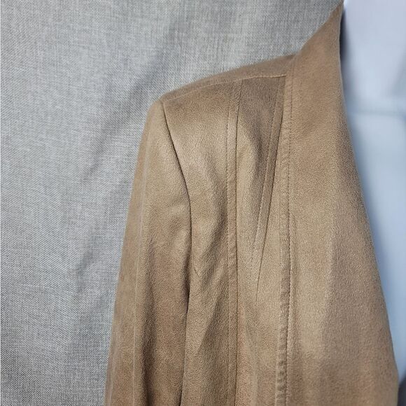 LAVENDER BROWN Faux Suede Drape Cardigan - Picture 3 of 9